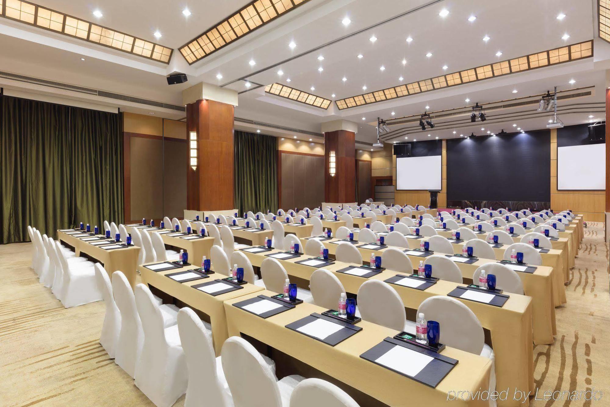 Parkline Century Park Hotel Shanghai Extérieur photo
