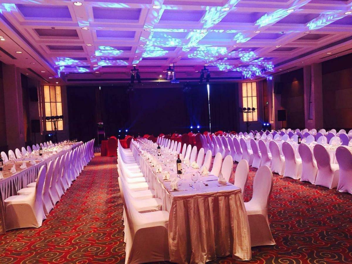 Parkline Century Park Hotel Shanghai Extérieur photo